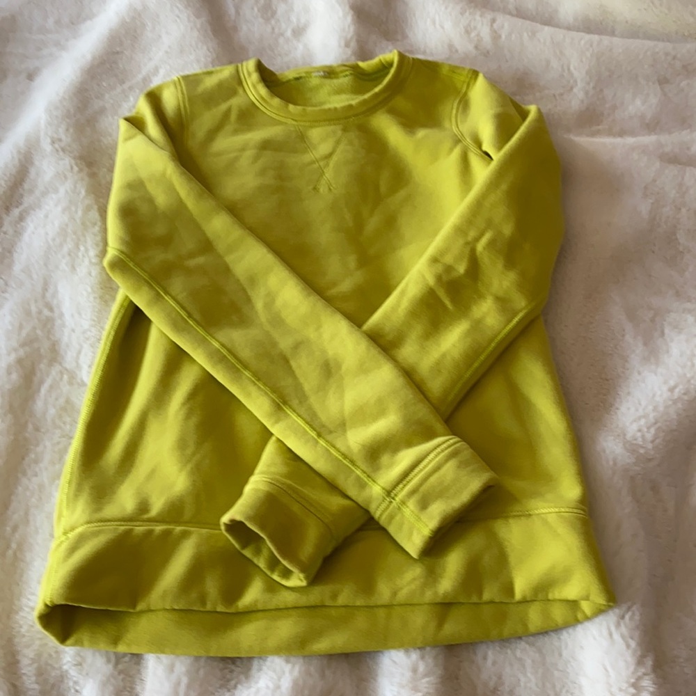 LULULEMON SWEATSHIRT